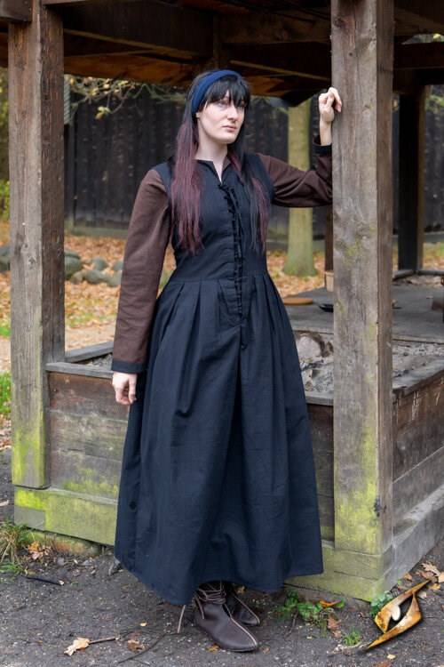 Adelina Dress - Epic Armoury - Epic Black - Medium - Live Rollespil - !live Rollespil - Iron Fortress