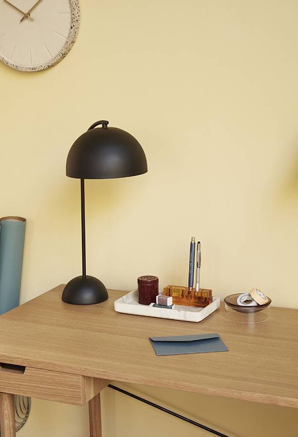Form Bordlampe, Sort - Hübsch