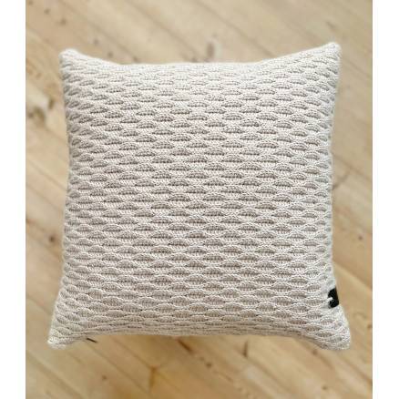 Poullets Pude Af Milla Billa  -  Garnpakke Til Poullets Pude Str. 50x50cm - Rito Krea